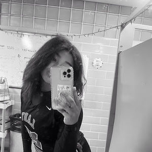 Meet your Posher, Alaina